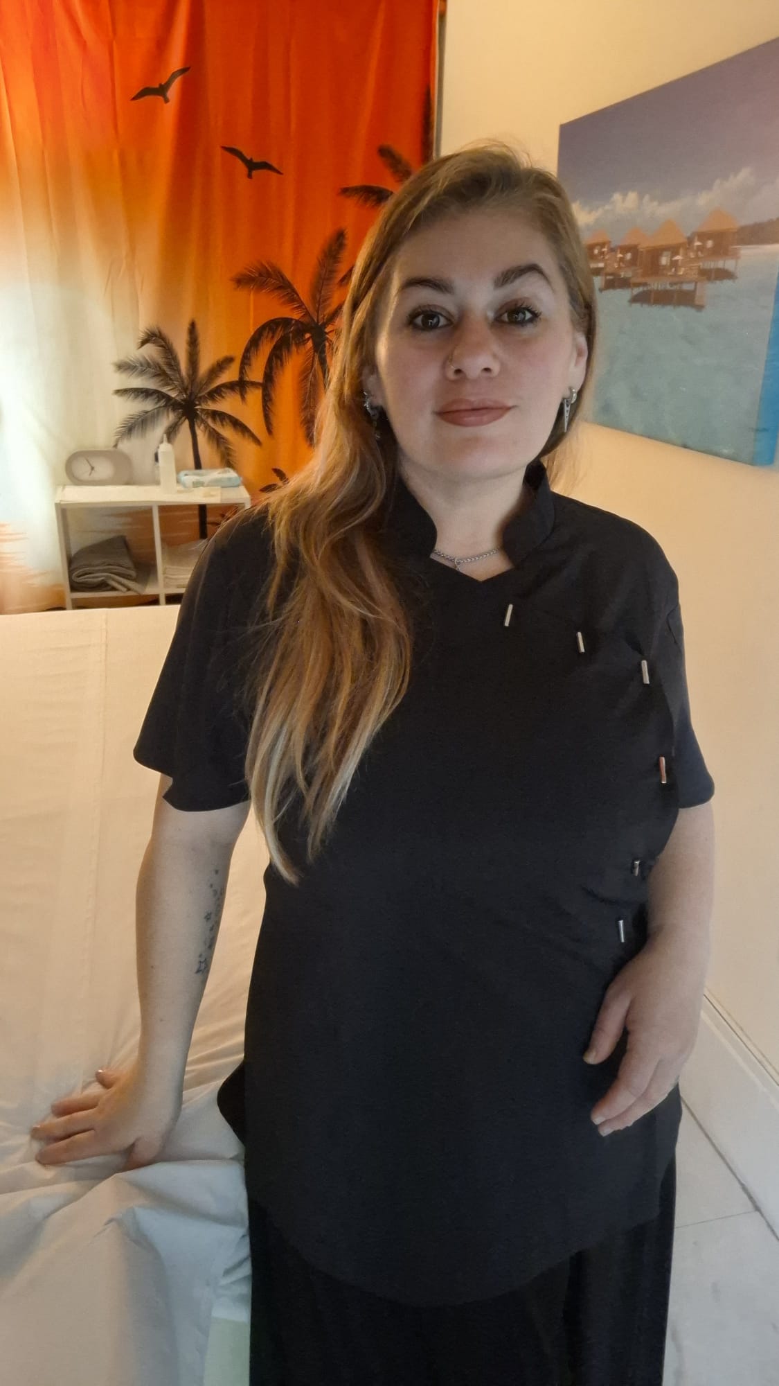 Leslie at the studio