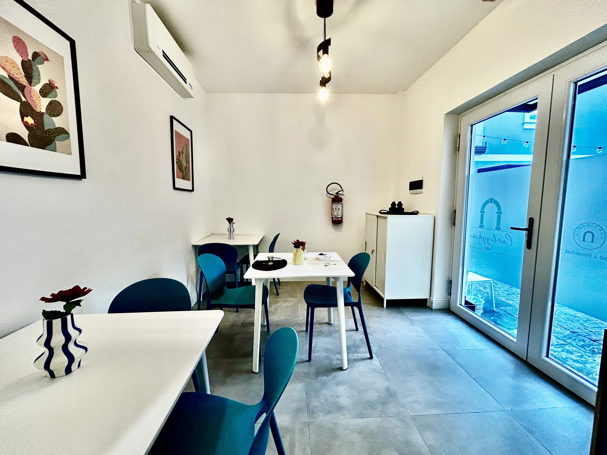 Breakfast common room