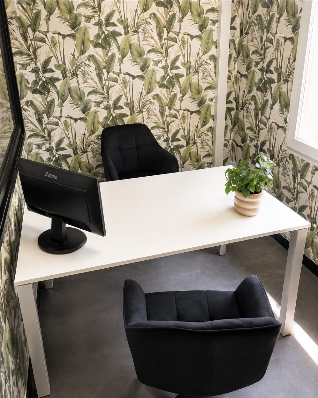 Bureau Privatif / Salle d'entretien
