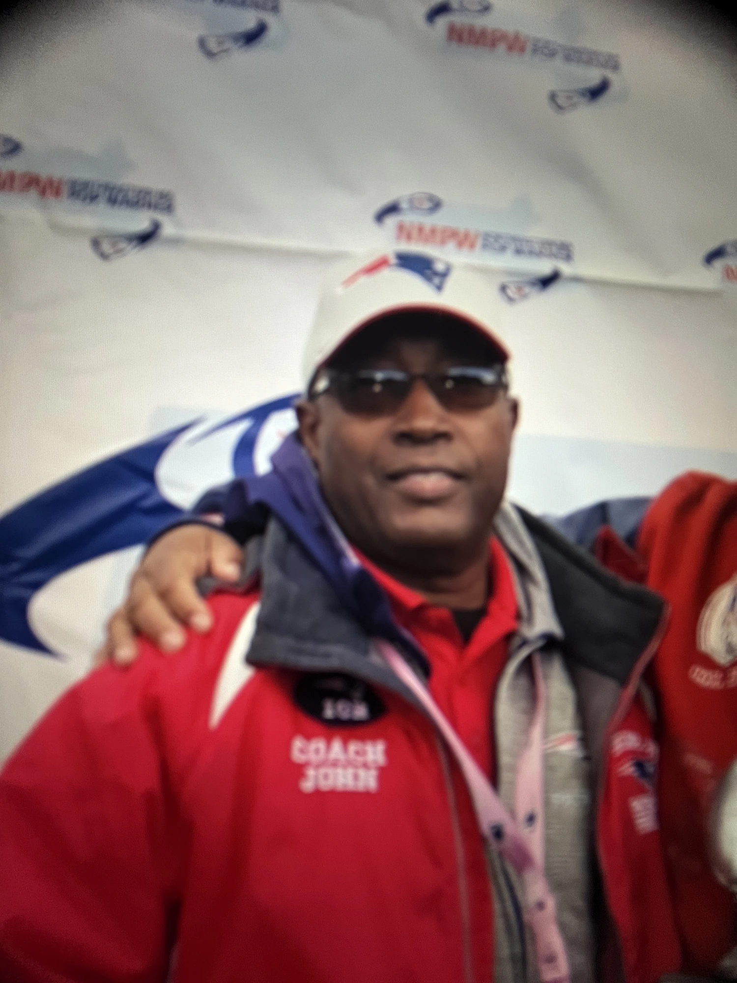 Coach Edgiton Farquharson