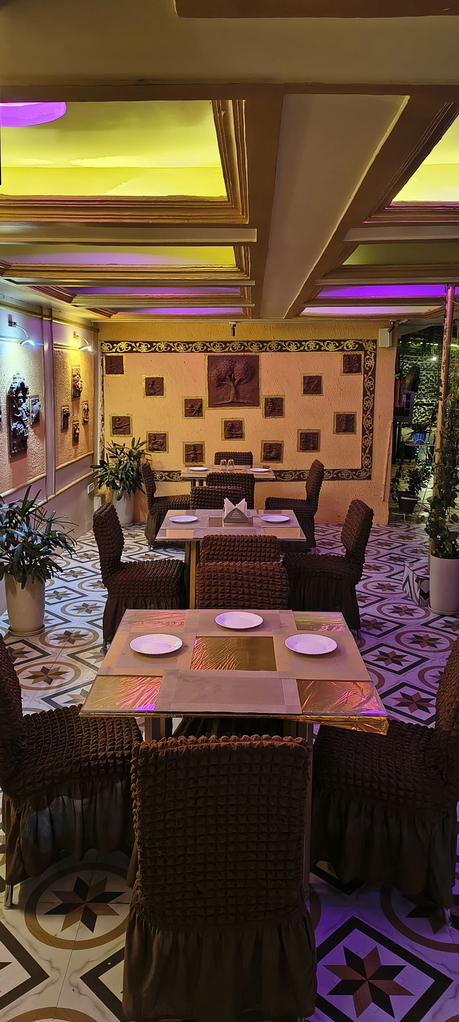 ROOFTOPz Botanical rooftop restaurant dining hall, Patna