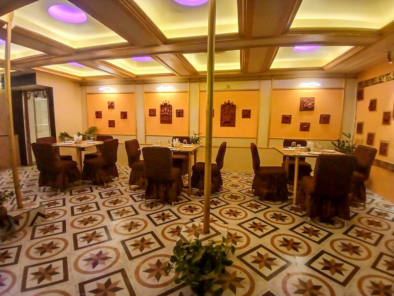 ROOFTOPz family restaurant seating in Kankarbagh, Patna