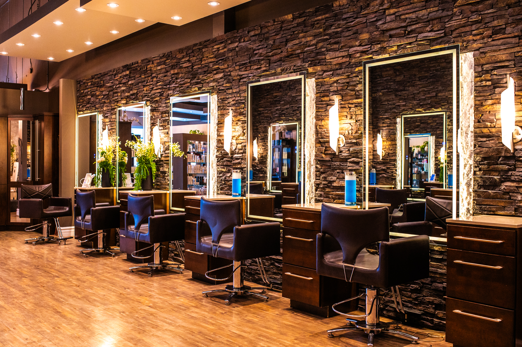 Picaso Studios salon interior