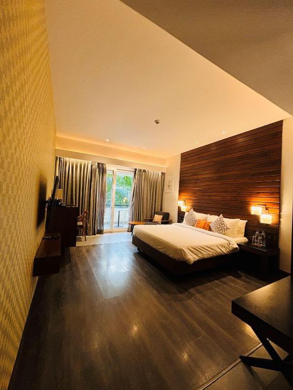 Premium Room — photo 1 of 11