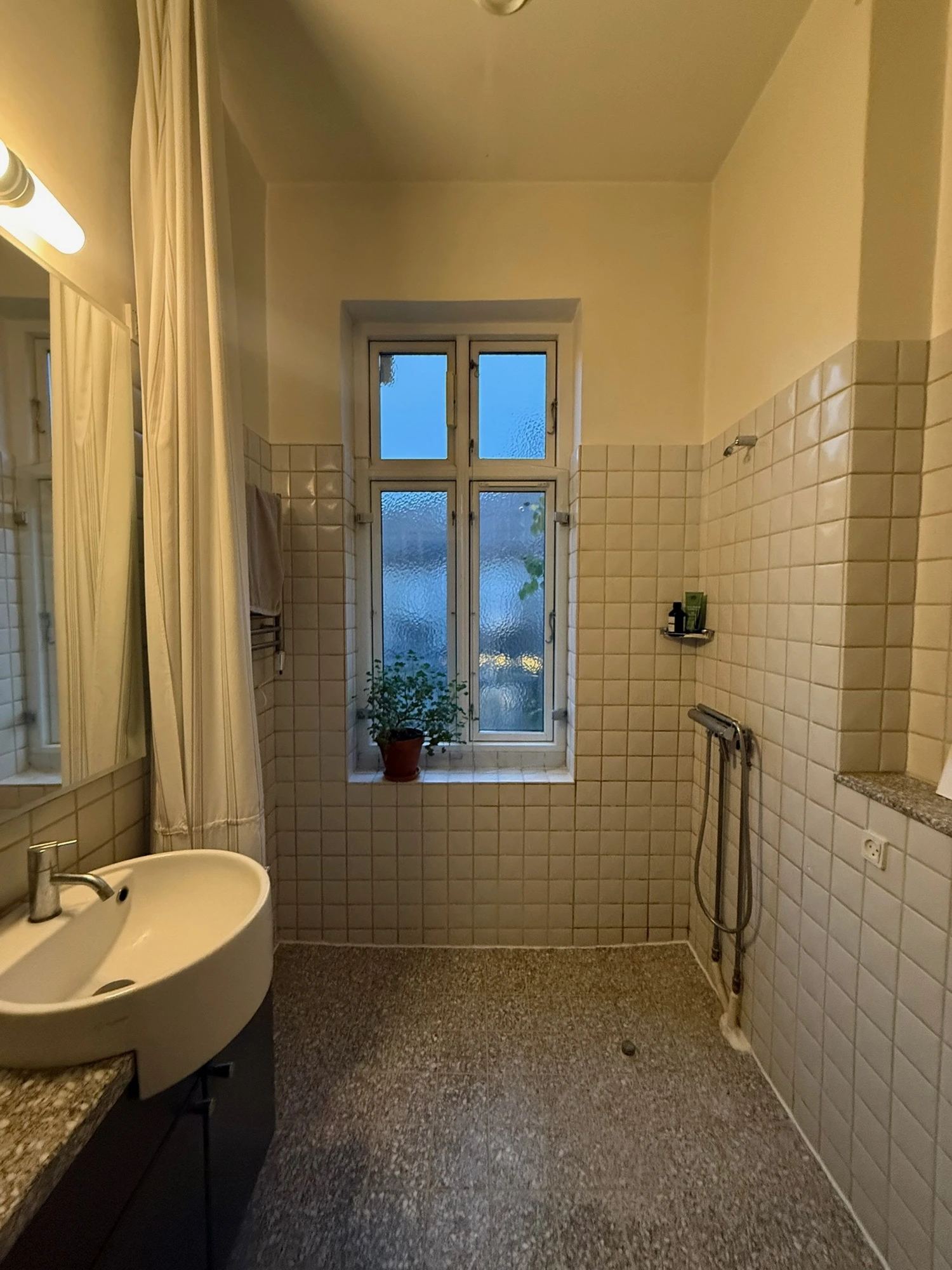 Badeværelsesrenovering Før
